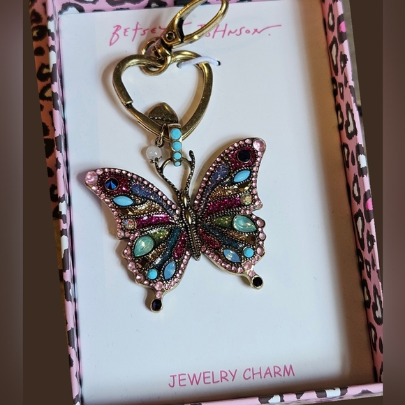 Betsey Johnson Accessories - 🦋Betsey Multicolor Butterfly Bag Charm / Keychain Pink Leopard Gift Box NWT